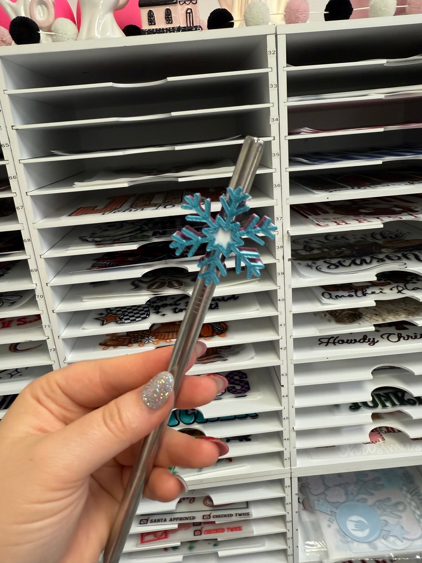 Snowflake- 8mm Straw Topper (Standard Straw Size) Straw Not Included