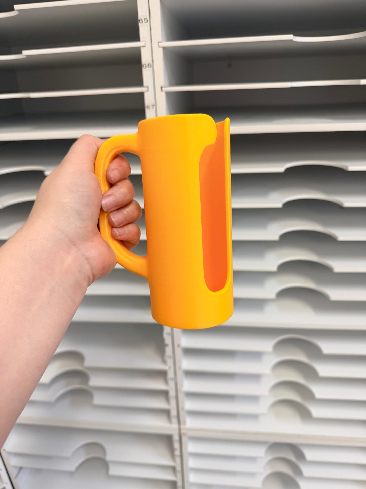 Pretty Grip Drink Holders - Gold - 12oz Can Holder With handle - RTS