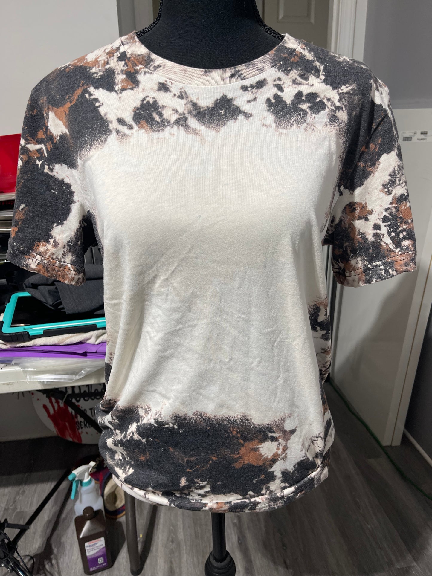 Yellowstone Mama Cowhide Tee